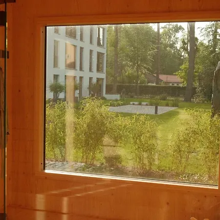 Bluestar Am Storkower Inkl Badesteg Und Gartensauna アパート *